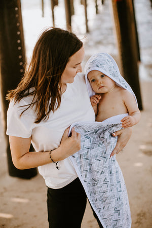 Premium Knit Hooded Towel - Alta
